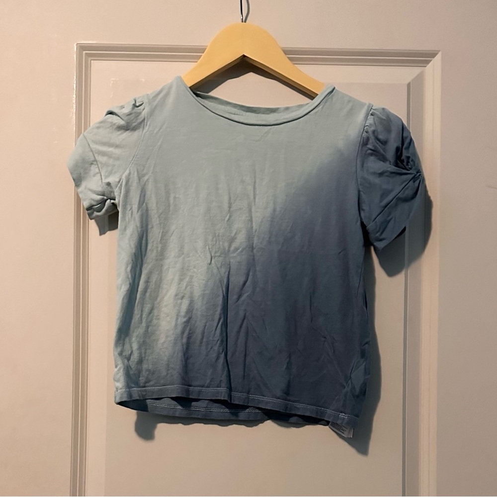 ⭐️Gap Kids 100% Organic Cotton Blue Dip Dye Shirt⭐️